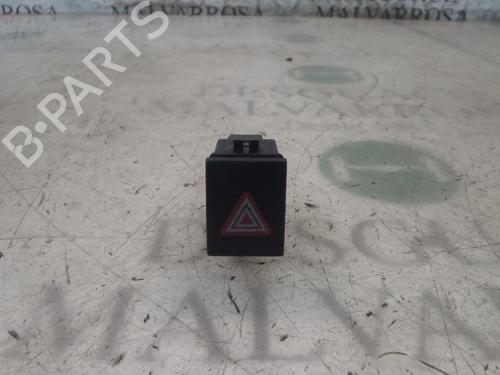 Used Warning switch VW POLO IV (9N_, 9A_) 1.4 TDI (70 hp) 3808279