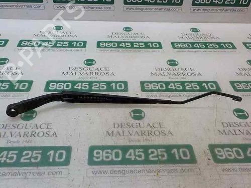 Used Front windshield wiper arm Front windshield wiper arm NISSAN NV200 / EVALIA Bus 1.5 dCi 85 (M20, M20M, M20K, M20KK) (86 hp) 3867662 3867662
