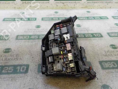 Zekeringkast FORD MONDEO IV (BA7) 2.0 TDCi (140 hp) 6104716