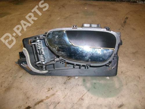 Used Front left interior door handle Front left interior door handle PEUGEOT 307 (3A/C) 1.6 16V (109 hp) 3741432 3741432