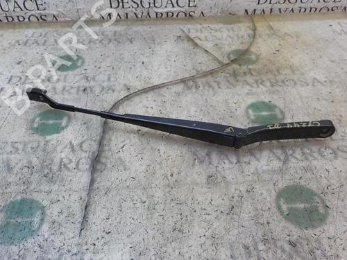 Used Front windshield wiper arm Front windshield wiper arm 3848449 3848449
