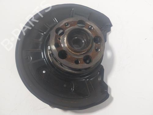 Fusee links achter MERCEDES-BENZ C-CLASS (W204) C 200 CDI (204.001) (136 hp) 17636737