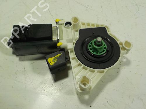 Used Right front window motor Right front window motor MERCEDES-BENZ CLA Coupe (C117) CLA 200 CDI / d (117.308) (136 hp) 13378670 13378670