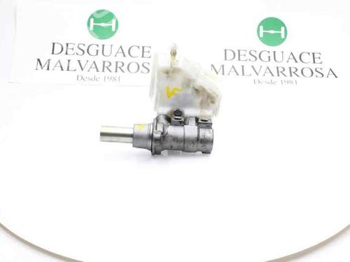 Used Brake master cylinder Brake master cylinder PEUGEOT 308 SW II (LC_, LJ_, LR_, LX_, L4_) [2014-2021] 4017339 4017339