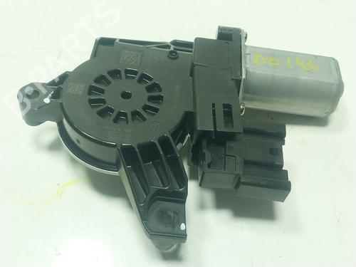 Used Right rear window motor Right rear window motor BMW X1 (U11) sDrive 18 i (136 hp) 19321607 19321607