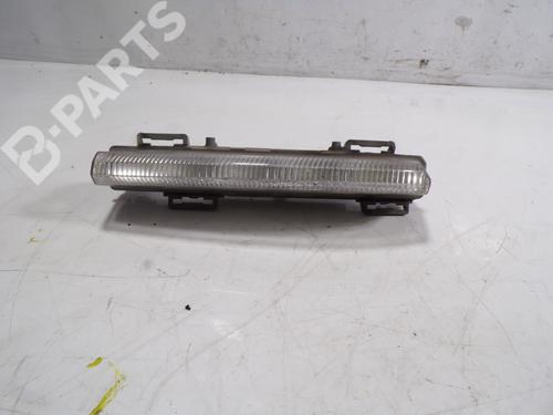 Used Left front indicator Left front indicator MERCEDES-BENZ E-CLASS Coupe (C207) E 300 (207.355) (252 hp) 9194957 9194957