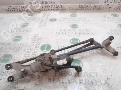 Used Front wiper motor Front wiper motor KIA SORENTO I (JC) [2002-2011] 3822411 3822411