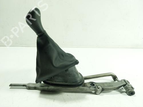 Used Gear lever BMW 1 (F20) 116 d (116 hp) 19704176