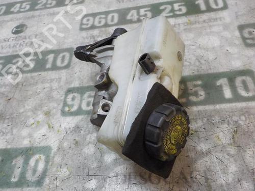 Used Brake master cylinder Brake master cylinder DACIA LODGY (JS_) 1.5 dCi (90 hp) 3864293 3864293