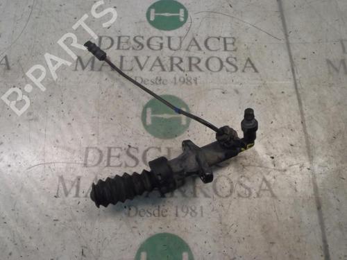 Used Clutch slave cylinder PEUGEOT 307 (3A/C) 1.6 HDi (90 hp) 14270760