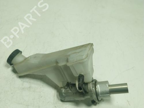 Brake master cylinder MERCEDES-BENZ GLA-CLASS (X156) GLA 180 (156.942) | BP16196343M77