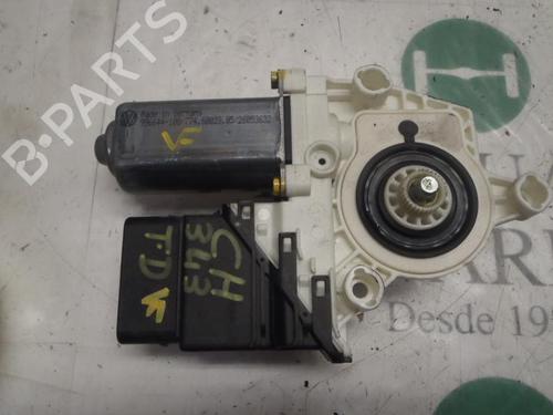 Used Right rear window motor VW TOURAN (1T1, 1T2) 2.0 TDI 16V (140 hp) 3817194