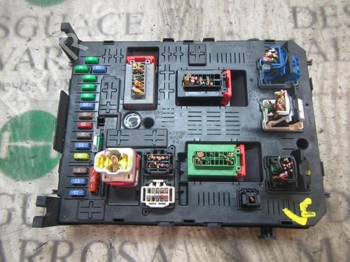 Used Fuse box CITROËN C5 III (RD_) 1.6 HDi 110 (RD9HZC) (109 hp) 16903791