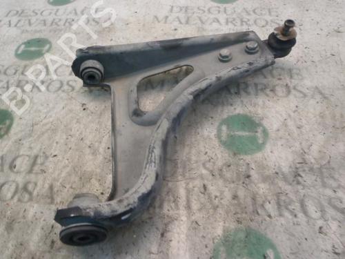Used Right front suspension arm RENAULT TWINGO I (C06_) [1993-2012]  3774515