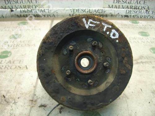 Højre hjullejehus spindel LAND ROVER FREELANDER I (L314) 2.0 Td4 4x4 (112 hp) 3741370