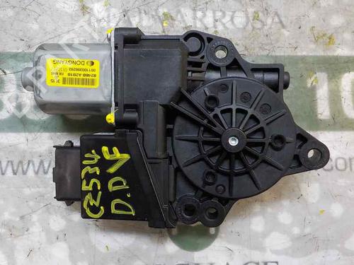 Used Right front window motor Right front window motor KIA CEE'D (JD) 1.4 CRDi 90 (90 hp) 3858402 3858402