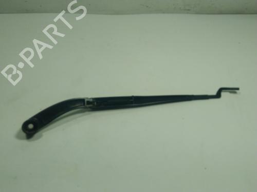 Front windshield wiper arm KIA SORENTO III (UM) 2.2 CRDi 4WD | BP19040565C143 