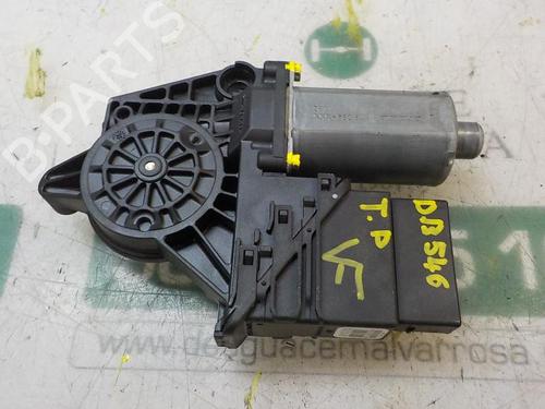 Used Right rear window motor Right rear window motor VW PASSAT B5.5 (3B3) 1.9 TDI (130 hp) 3867138 3867138