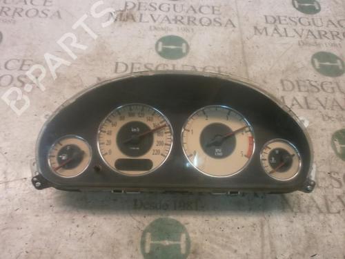 Used Instrument cluster Instrument cluster 3801663 3801663
