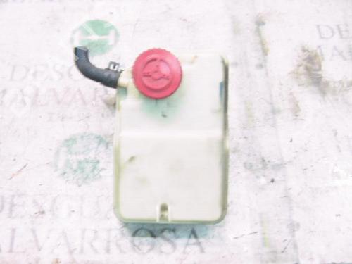 Used Power steering reservoir Power steering reservoir CITROËN XSARA (N1) 1.9 TD (90 hp) 14265748 14265748