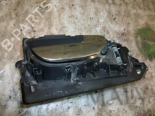 Used Front right interior door handle Front right interior door handle PEUGEOT 307 (3A/C) 2.0 HDi 90 (90 hp) 3743422 3743422