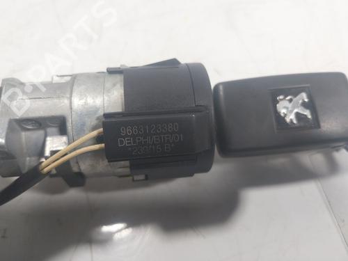 Electronic module PEUGEOT 3008 I MPV (0U_) 1.6 BlueHDi 120 | BP18525418M83