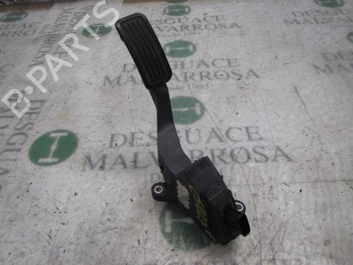 Used Pedal TOYOTA YARIS (_P9_) 1.4 D-4D (NLP90_, NLP90R) (90 hp) 4007770