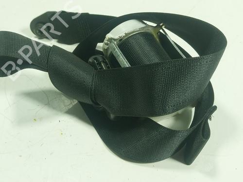 rear-right-seatbelt-fiat-500l-351_-352_-2012-25034793 main image