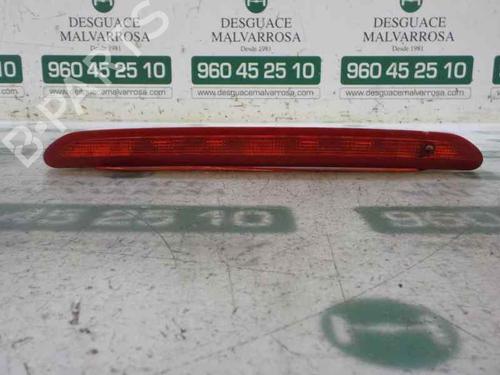 Used Rear center light VW GOLF VI (5K1) 1.6 TDI (105 hp) 10968998