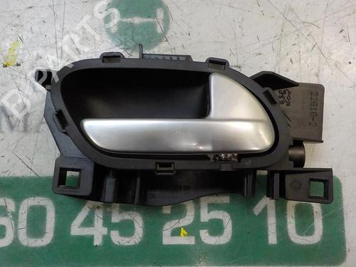 Used Rear right interior door handle Rear right interior door handle PEUGEOT 508 I (8D_) 2.0 HDi (163 hp) 3871010 3871010