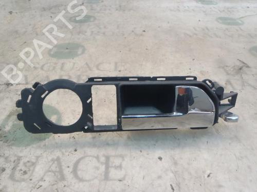 Used Front right interior door handle Front right interior door handle VW TOUAREG (7LA, 7L6, 7L7) 2.5 R5 TDI (174 hp) 3796691 3796691