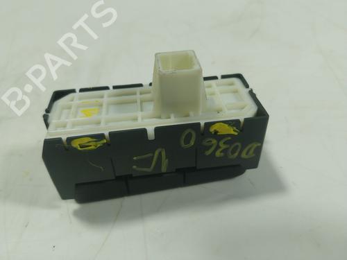Switch TOYOTA YARIS CROSS (MXP_) 1.5 Hybrid (MXPJ10) | BP18838627I30