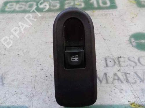 Used Right rear window switch Right rear window switch DACIA DUSTER (HS_) 1.5 dCi (109 hp) 5666657 5666657