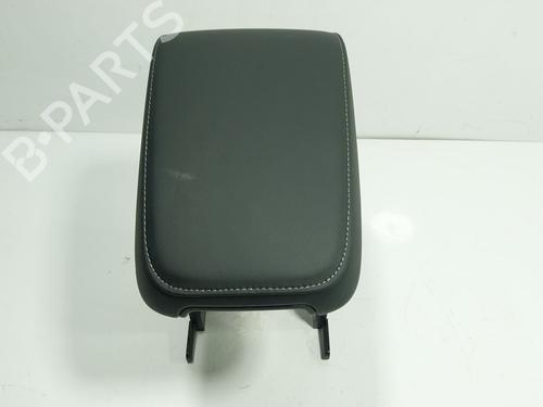 Bracciolo centrale Bracciolo centrale SKODA KAROQ (NU7, ND7) 1.5 TSI (150 hp) 35781546 35781546