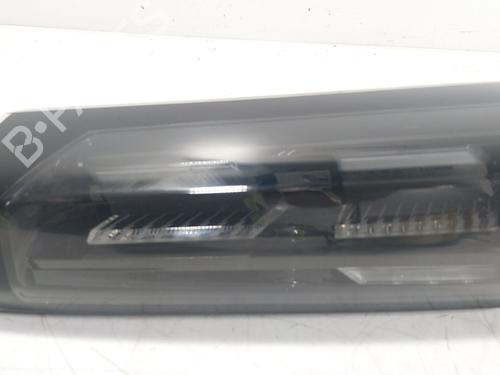 Used Right tailgate light Right tailgate light PEUGEOT 2008 II (UD_, US_, UY_, UJ_, UR_, UC_) 1.2 PureTech 100 (USHNK) (101 hp) 27468012 27468012