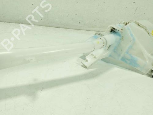 Used Windscreen washer tank Windscreen washer tank 38938807 38938807