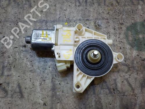 Used Right rear window motor MERCEDES-BENZ C-CLASS (W204) [2007-2015]  3998170