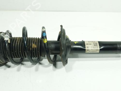 Used Left front shock absorber Left front shock absorber SKODA SUPERB III Estate (3V5) [2015-2024] 33413696 33413696