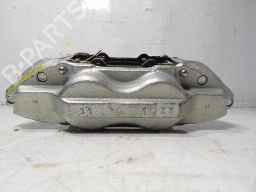 Used Right front brake caliper Right front brake caliper TOYOTA HILUX VIII Pickup (_N1_) 2.4 D 4WD (GUN125_, GUN125R) (150 hp) 11554173 11554173