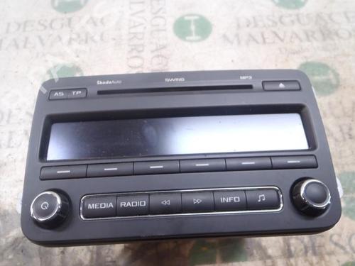 Used Radio Radio SKODA FABIA II (542) 1.2 (60 hp) 3824330 3824330