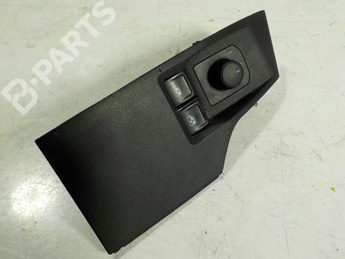 BP9517169C106 main image