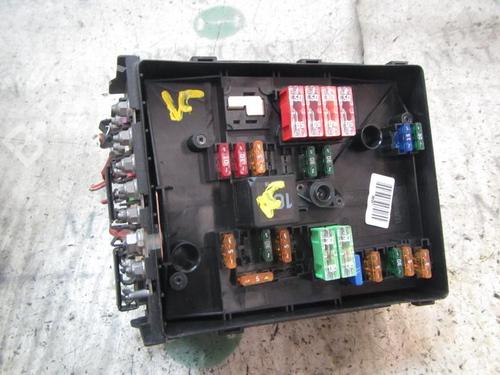 Used Fuse box Fuse box AUDI A3 Sportback (8PA) 2.0 TDI 16V (140 hp) 3835365 3835365