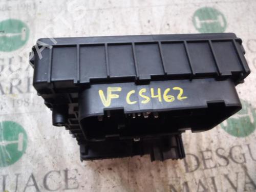 Fuse box VW PASSAT B7 Variant (365) 2.0 TDI | BP4008194E1 - Image 4