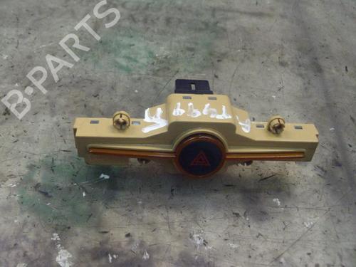 Used Warning switch KIA CARENS III MPV (UN) 2.0 CRDi 140 (140 hp) 3787731