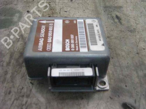 Used ECU airbags ECU airbags AUDI A4 B5 (8D2) 1.9 TDI (110 hp) 3743825 3743825