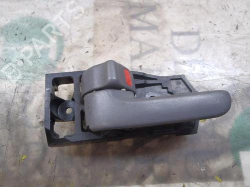 Used Front left interior door handle Front left interior door handle TOYOTA RAV 4 II (_A2_) 2.0 4WD (ACA21, ACA20) (150 hp) 3823690 3823690
