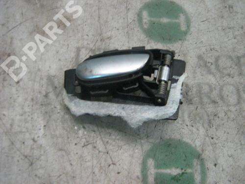 Used Front right interior door handle Front right interior door handle PEUGEOT 206 Hatchback (2A/C) 1.6 16V (107 hp) 3785347 3785347