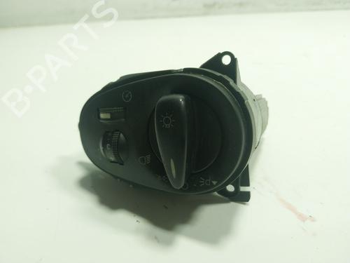 Used Headlight switch Headlight switch FORD FOCUS I (DAW, DBW) 1.8 DI / TDDi (75 hp) 31209825 31209825