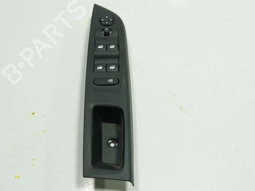Comutador vidro frente esquerdo Comutador vidro frente esquerdo OPEL CORSA F (P2JO) 1.2 (68) (101 hp) 36394590 36394590