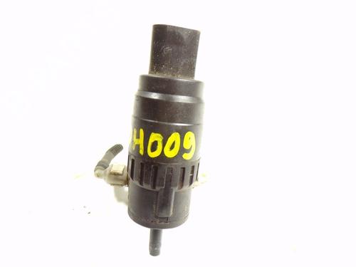 Used Washer pump VW CADDY III Box Body/MPV (2KA, 2KH, 2CA, 2CH) 1.6 TDI (102 hp) 14285956